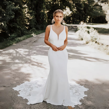 Lace Applique Satin Mermaid Wedding Dress Elegant Slim Fit White Bridal Dress Church Wedding Elopement Photoshoot Customizable