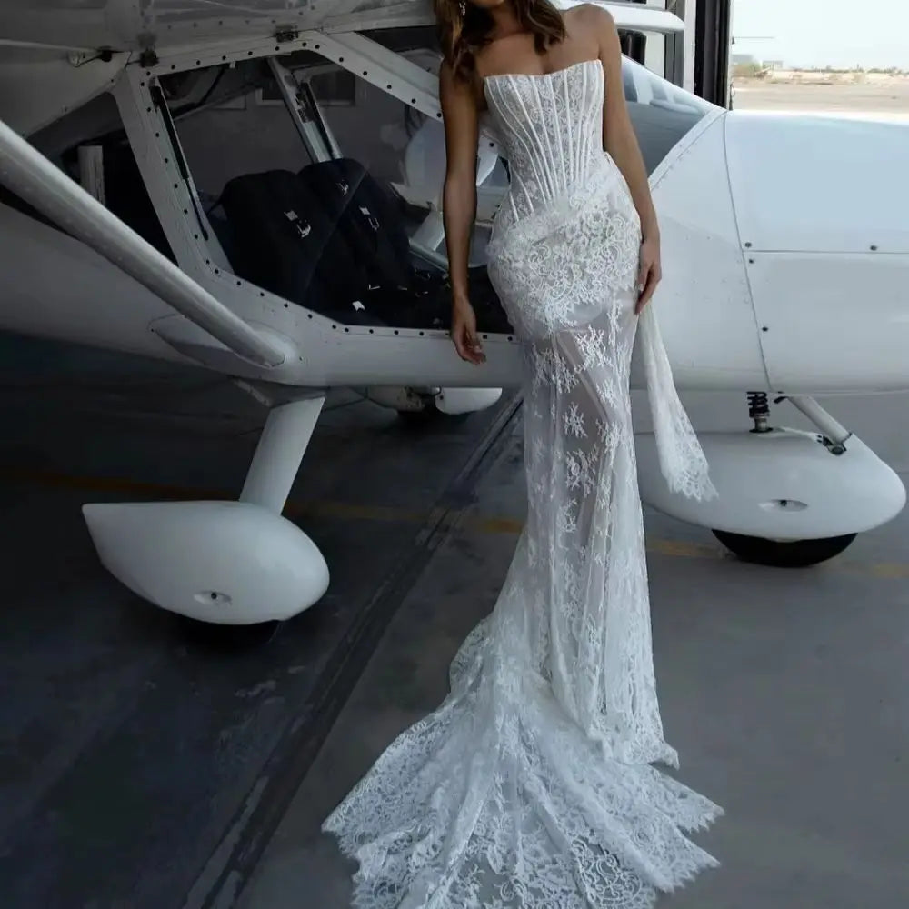 Women's Formal Evening Gowns Unique Design Strapless Mermaid Lace Wedding Dress With French Sheer Mermaid Train