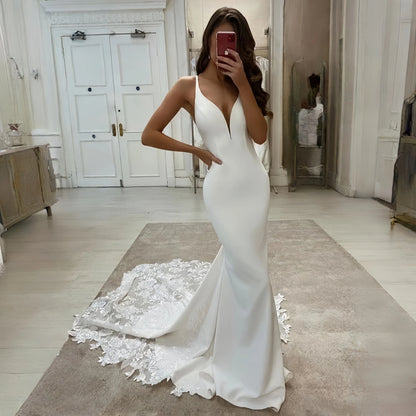 Lace Applique Satin Mermaid Wedding Dress Elegant Slim Fit White Bridal Dress Church Wedding Elopement Photoshoot Customizable